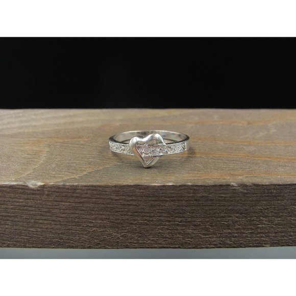 Size 6.75 Sterling Silver Clear CZ Gems Love Heart Band Ring Vintage Statement - Picture 1 of 7